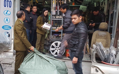 Tìm bị hại trong các vụ trộm phụ tùng xe ô tô tại Hà Nội