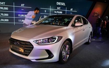 Hyundai Elantra 2016 có giá hơn 19.000 USD ở Ấn Độ