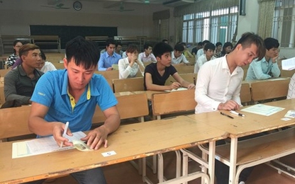 Thi tiếng Hàn xuất ngoại vật vã hơn thi đại học