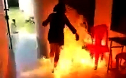 Nữ sinh đốt trường vì 'câu 1.000 like' trên Facebook