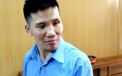 Gã nghiện gọi đàn em đến chém nhân viên nhà nghỉ ở Sài Gòn