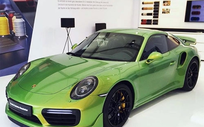 Màu sơn của Porsche 911 giá gần 100.000 USD