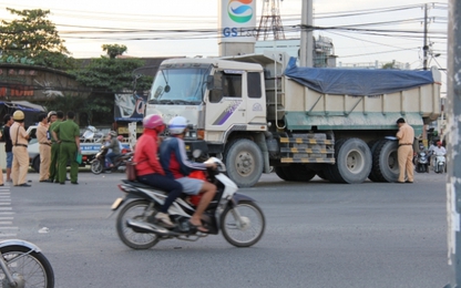 Xe tải, xe khách - hung thần trên đường cao tốc ở Việt Nam