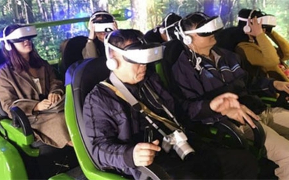 Công viên cho khách đeo kính thực tế ảo để ngắm thú hoang