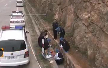 Cảnh sát tìm xe chở xác thiếu nữ từ dữ liệu ghi hình
