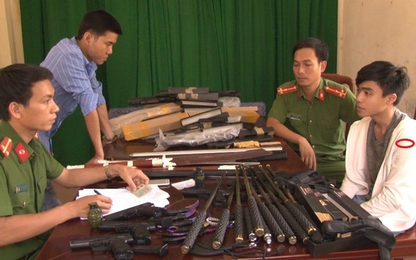 9X đặt mua vũ khí ở Hà Nội chuyển vào Huế bán kiếm lời