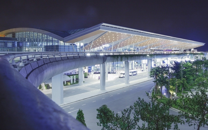 Nhà ga quốc tế Đà Nẵng chật kín khách Hàn Quốc