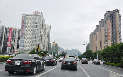 60 xe du lịch tự lái của Trung Quốc vào Việt Nam