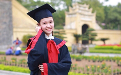 Nữ sinh đỗ ba trường THPT chuyên ở Hà Nội