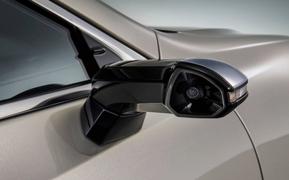 Lexus ES thay gương chiếu hậu bằng camera, chỉ bán tại Nhật Bản