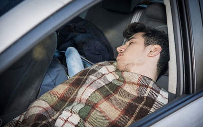Vì sao người ngủ trong ô tô hay bị tử vong?
