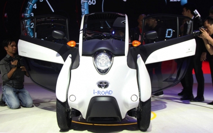 Toyota i-Road - ôtô lai xe máy cho phố thị Việt Nam