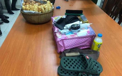 Nhóm đánh giày ở Hà Nội ép khách Tây trả tiền với giá 'cắt cổ'