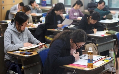 Hàn Quốc hoãn nhiều chuyến bay trong ngày thi đại học
