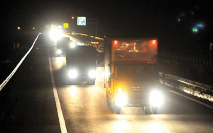 Lý do đường cao tốc thường không có đèn