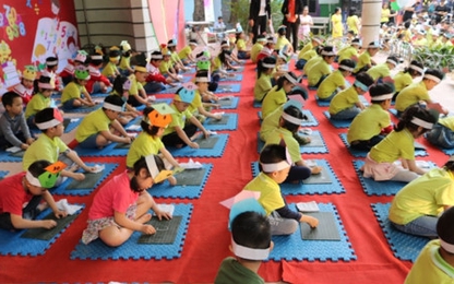 Trẻ tính nhanh “siêu tốc” khiến phụ huynh ngỡ ngàng