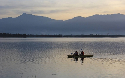 Hồ Lắk vào top điểm cắm trại sang chảnh ở Đông Nam Á