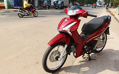Honda Wave 125i nhập Thái Lan giá 61 triệu tại Việt Nam