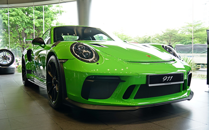 Porsche 911 GT3 RS màu độc giá 16 tỷ xuất hiện tại Sài Gòn