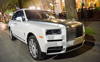 SUV siêu sang Rolls-Royce Cullinan đầu tiên về Việt Nam