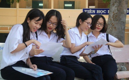 Học sinh thi vào lớp 10 Hà Nội bắt đầu nhận phiếu báo dự thi