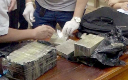 Sáu người vận chuyển heroin lấy 500 triệu đồng tiền công