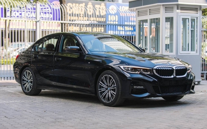 BMW 330i M-Sport giá gần 2,4 tỷ về Việt Nam