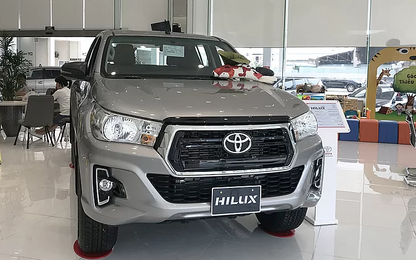 Toyota Hilux bán chạy thứ hai phân khúc bán tải