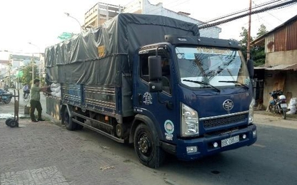An Giang: Phát hiện 4 tấn đường nhập lậu trên xe tải