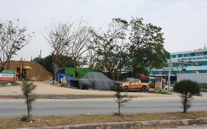 Quảng Nam: Ớn lạnh xe tải chạy ngược chiều QL1A từ bãi cát trái phép