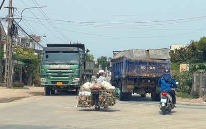 Quảng Nam: Xe chở cát tung hoành, dân than trời, CSGT kêu khó
