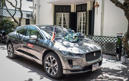 Xe điện Jaguar I-Pace đầu tiên tại Việt Nam thuộc Đại Sứ quán Anh