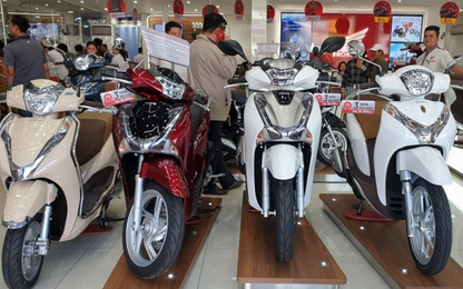 Thị trường xe máy Việt Nam tiếp đà sụt giảm