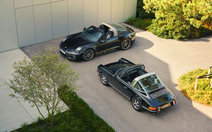 Porsche trình làng 911 Edition 50Y Porsche Design và mẫu xe cổ 911 S2.4 Targa