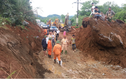 Khắc phục hậu quả mưa lũ trên QL2 qua tỉnh Tuyên Quang,Hà Giang