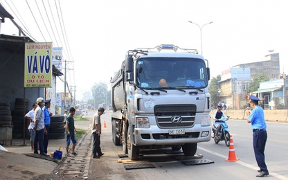 Tổng Cục Đường bộ Việt Nam dốc lực "bắt" xe quá tải tại Đồng Nai