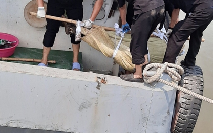 Thêm một nạn nhân tử vong trong vụ cháy tàu trên sông Đồng Nai