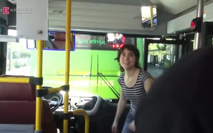 Trải nghiệm xe buýt 5 sao đầu tiên ở Sài Gòn