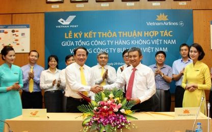 Vietnam Airlines và Vietnam Post nâng tầm quan hệ