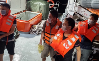 Cứu nạn 9 thuyền viên tàu Minh Quang 03 tại vùng biển Hải Phòng