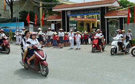 Quảng Ninh rà soát, xử lý bất cập giao thông tại 65 trường học nằm ven quốc lộ
