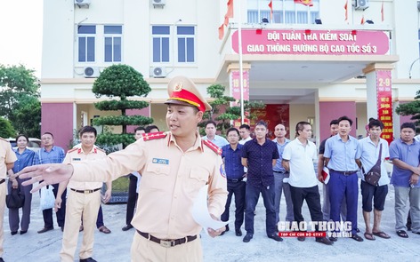 Nhà xe chạy cao tốc cam kết ngăn ngừa nguy cơ tai nạn giao thông