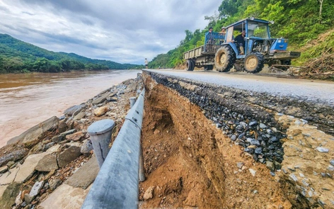 Nghệ An triển khai khắc phục hạ tầng giao thông sau bão số 3