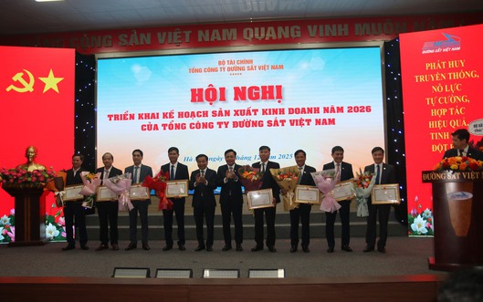 Đường sắt tập trung tái cơ cấu theo định hướng mô hình tập đoàn