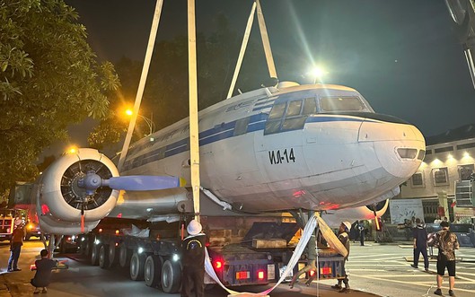 Chuyên cơ từng chở Bác Hồ được trưng bày tại triển lãm "80 năm hành trình Độc lập - Tự do - Hạnh phúc"