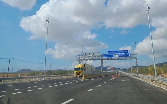 Đẩy nhanh tiến độ hoàn thành hệ thống quản lý ITS, thu phí không dừng trên cao tốc Vĩnh Hảo – Phan Thiết