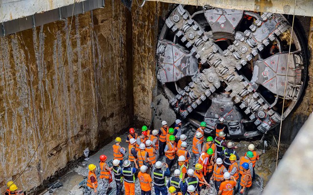 Robot đào hầm đã đến ga ngầm S12 - Ga Hà Nội