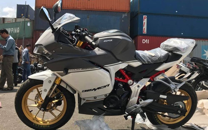 GPX Demon 150GR độ bodykit Ducati Panigale V4R và 1299 Martini cực chuẩn   Motosaigon