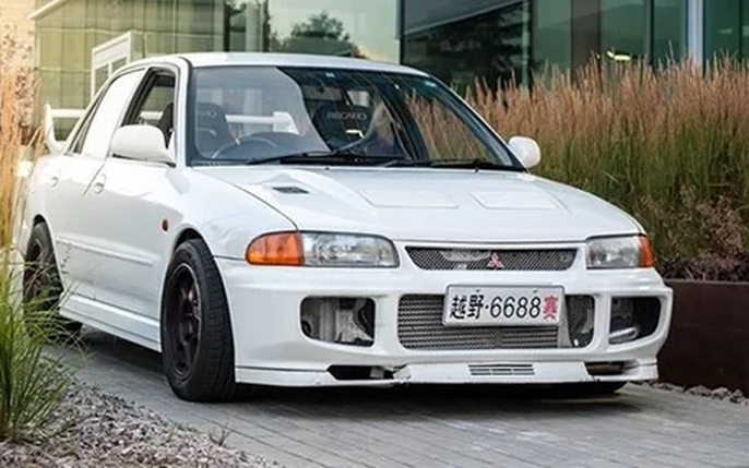 Heres Your Chance To Own A Historic 1999 Mitsubishi Lancer Evo VI  Prototype  Carscoops