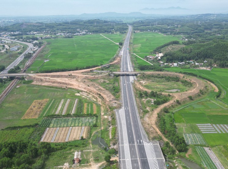 nút giao Bình Trì-Dung Quất